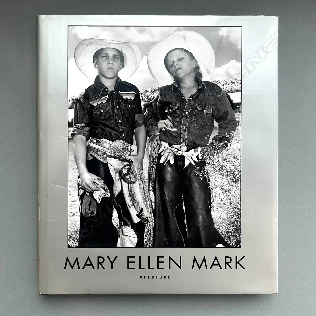MARY ELLEN MARK: AMERICAN ODYSSEY 1963-1999 Image 1++